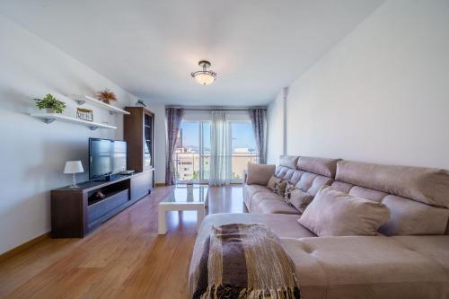 Et tv og/eller underholdning på Soho & Sea Views -Parking