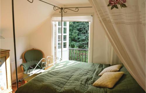 Voodi või voodid majutusasutuse Gorgeous Home In Vimmerby With Wifi toas
