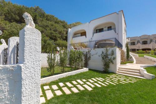 Κήπος έξω από το Villa D`Aria by BarbarHouse