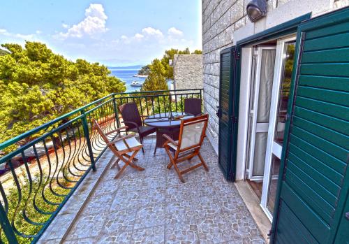 Balkón nebo terasa v ubytování Accomodation STERMASI