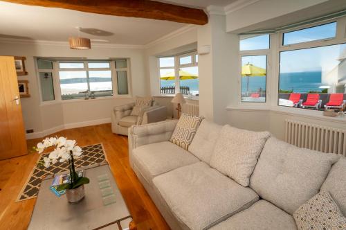 Coastal Retreat – Photos 3