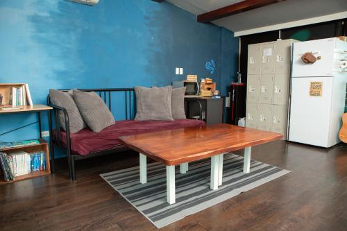 Kuchyň nebo kuchyňský kout v ubytování Corner Hostel & Cafe