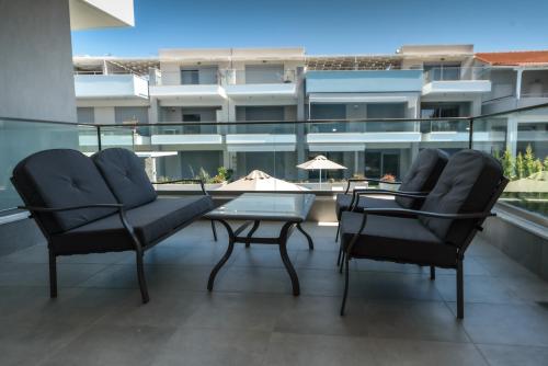ITAKA Familiy Apartments - Halkidiki Suites Com