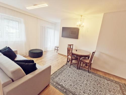 TV a/nebo společenská místnost v ubytování Thurners Boutique Hotel