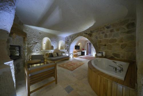 Gallery image of Kappadoks Cave Hotel in Uchisar