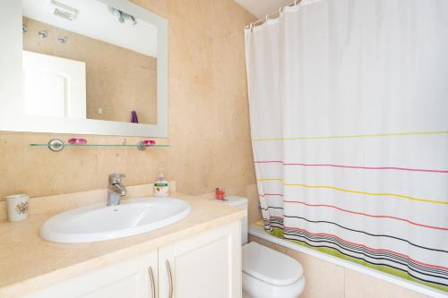 Koupelna v ubytování Apartment El Faro