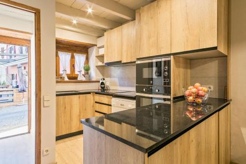 Dapur atau dapur kecil di Luderna - Casa Mauberme