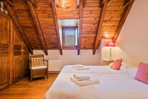 Ένα ή περισσότερα κρεβάτια σε δωμάτιο στο Luderna - Casa Mauberme