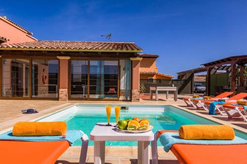 Villa Simona by Villa Plus