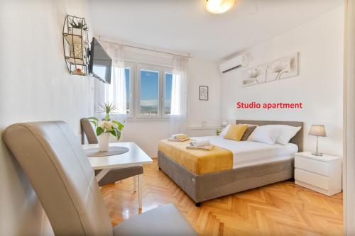 Apartments Plokite