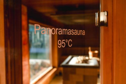 ハイルバート・ハイリゲンシュタットにあるHotel am Vitalparkのギャラリーの写真