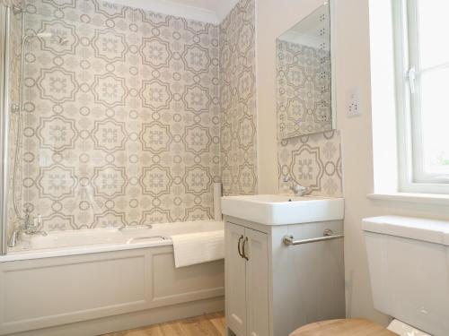 Gallery image of Flagstone Cottage in Cheltenham