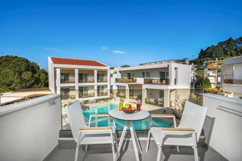 Mirablue Luxury Residences