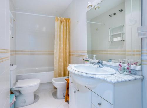 Kúpeľňa v ubytovaní MARINASUNBEACH APARTAMENTO LA SAL 2