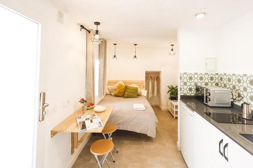 Imagen de la galería de La Cocotera Boutique Hostel & Coworking, en Tarifa