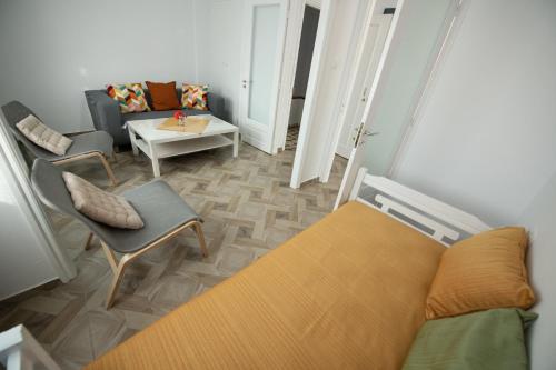 Posezení v ubytování Lovely one-bedroom flat in Skopelos