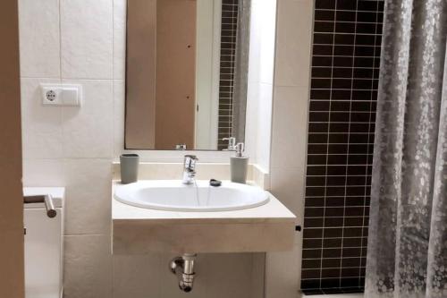 Kép Precioso Apartamento con vistas al Mar en La Alcaidesa szállásáról San Roquéban a galériában