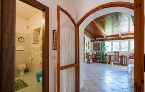 Galeriebild der Unterkunft Nice Home In Terracina With House A Panoramic View in Terracina