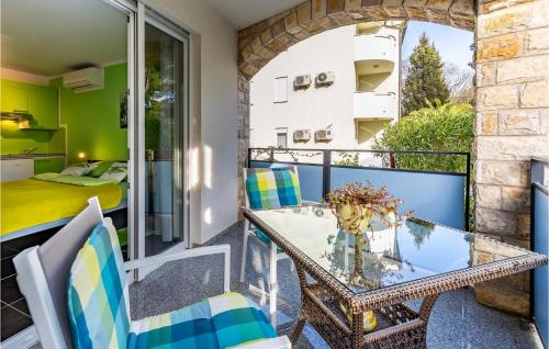 Beautiful Apartment In Medulin With Wifi