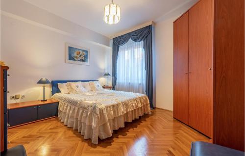 Postelja oz. postelje v sobi nastanitve Stunning Apartment In Zadar With 2 Bedrooms, Wifi And Outdoor Swimming Pool