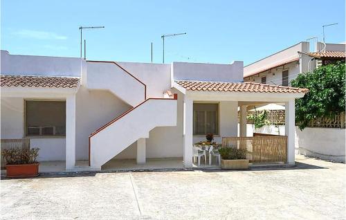 Beautiful apartment in Noto with WiFi and 2 Bedrooms