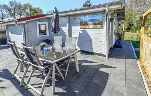 Μπαλκόνι ή βεράντα στο 2 Bedroom Awesome Home In Heinkenszand