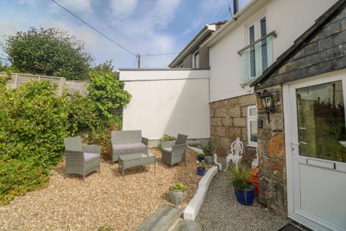 2 Riverside Cottages – Photos 3