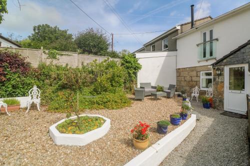 2 Riverside Cottages – Photos 2