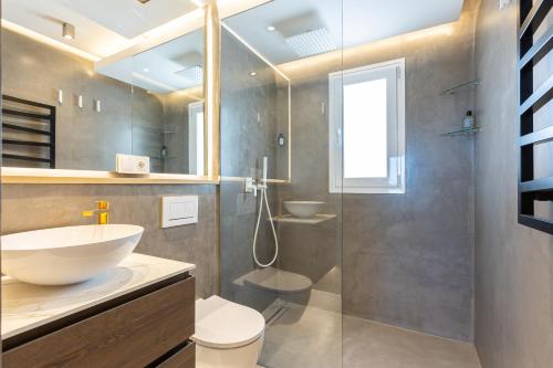 Koupelna v ubytování Estepona Puerto Blanco - Modern Luxury Apartment