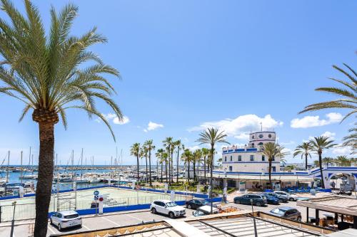 Estepona Puerto Blanco - Modern Luxury Apartment