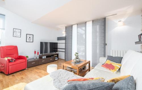 Apartman David with Balcony – Photos 2
