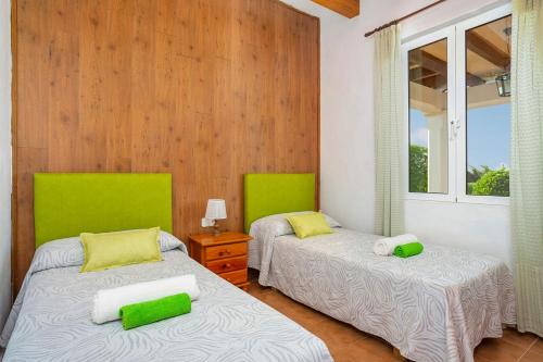 Кровать или кровати в номере Villa Son Esbert by Villa Plus
