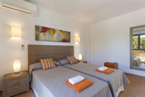 Postel nebo postele na pokoji v ubytování Villa Marco by Villa Plus