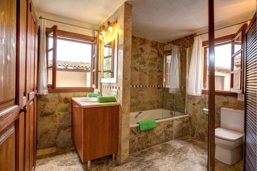 Koupelna v ubytování Villa Sebastian by Villa Plus
