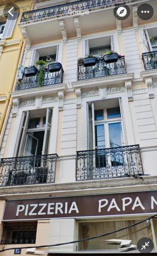 2 Bedroom luxury flat Cannes Center La Croisette