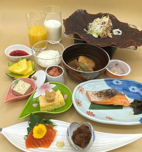 Φαγητό σε αυτό το ryokan ή κάπου εκεί κοντά