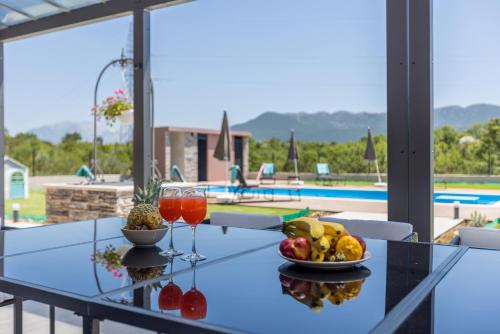 Villa Sky D - with a Heated Pool – Photos 3