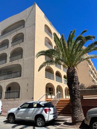 Super studio climatisé sur le port de Hyeres