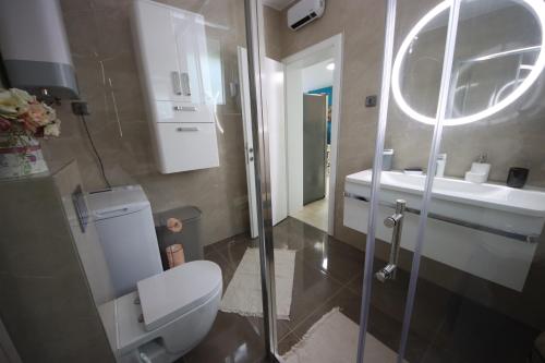 Koupelna v ubytování Apartmani Horvat