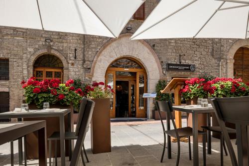 Εστιατόριο ή άλλο μέρος για φαγητό στο Hotel Posta Panoramic Assisi