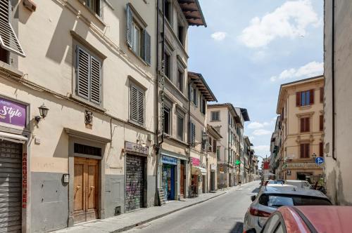Zante Apartment by Mamo Florence