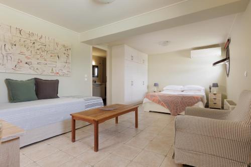 Cama o camas de una habitación en Terra e Mare Seaview Villa with Private Pool & Beach access