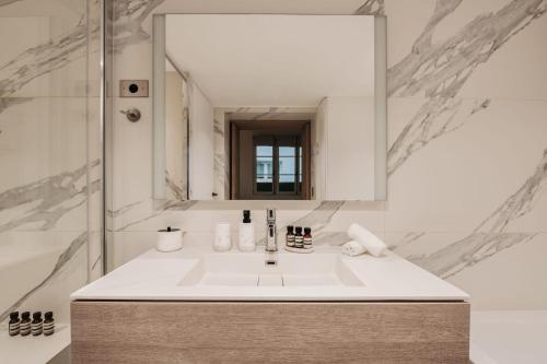 HIGHSTAY - Luxury Serviced Apartments - Place Vendôme photo 37