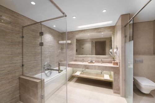 Steigenberger Resort Ras Somaにあるバスルーム