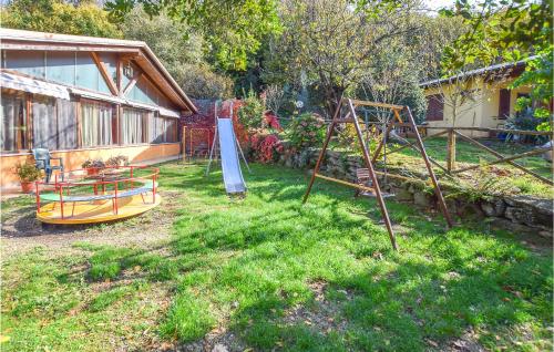 Κήπος έξω από το Stunning Home In Valentano With Kitchen