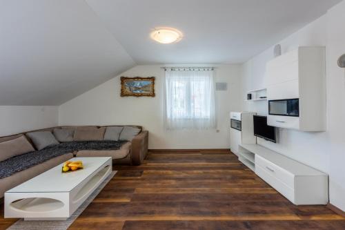 Apartments Mirela
