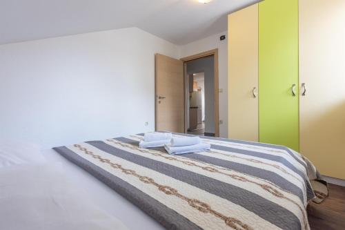 Apartments Mirela