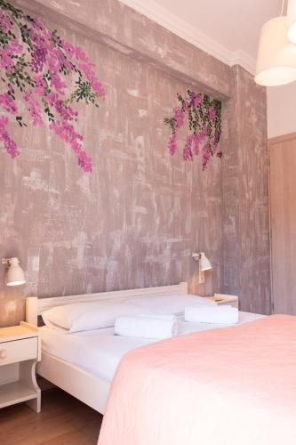 Dimitra's Garden - Holiday Apartments