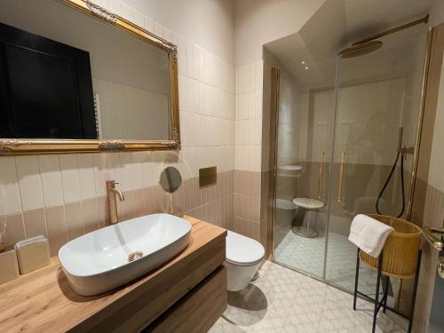Łazienka w obiekcie Luxury Apartment Prosecco Porec 1min to the Sea