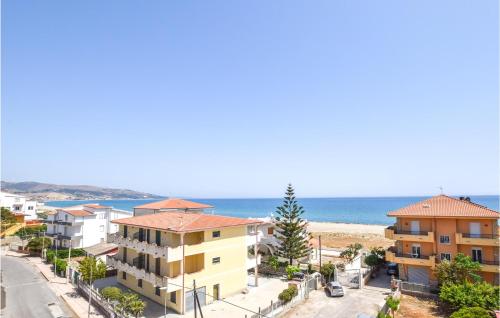 Beautiful Apartment In Marina Di Stringoli With Wifi And 2 Bedrooms